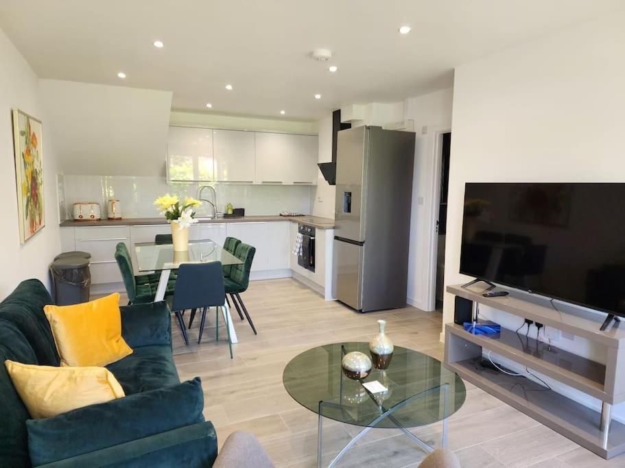 Paradigm Court, Modern 3-Bedroom Flat 1, オックスフォード エクステリア 写真